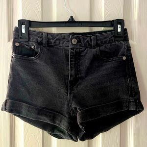 Love Tree Black Denim Jean Shorts Excellent Condition